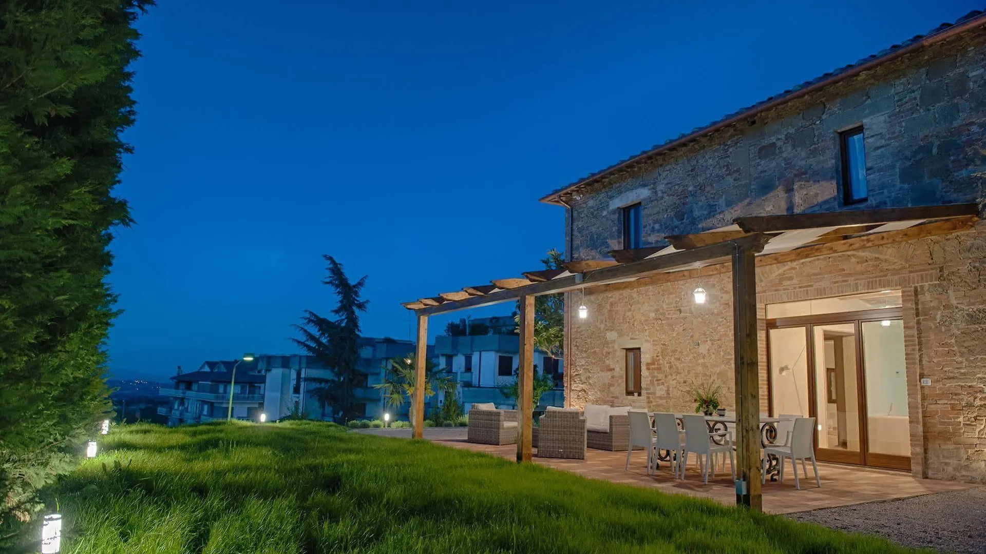 Antica Quercia Villa & Spa Chianciano Terme 0*,  Itália