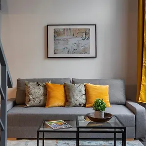 Deluxe By Bella , Budapest Ungheria